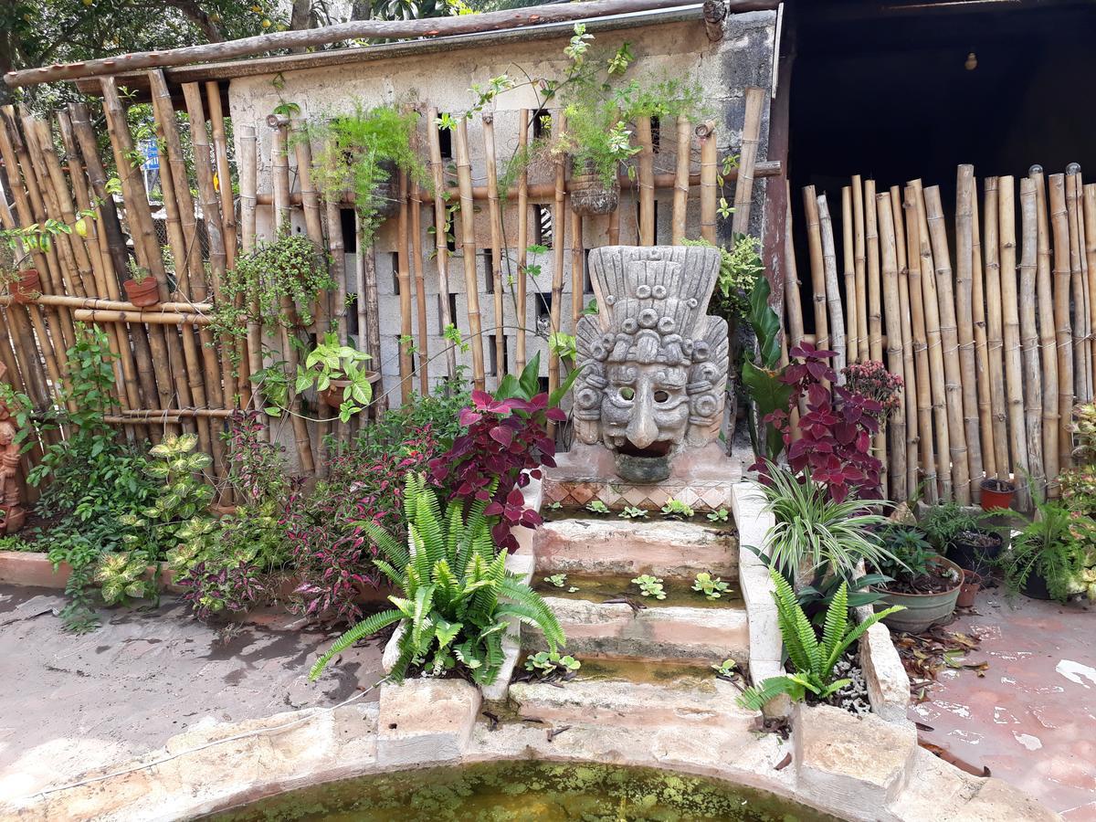 El Chac Mool Bed & Breakfast Santa Elena Eksteriør bilde