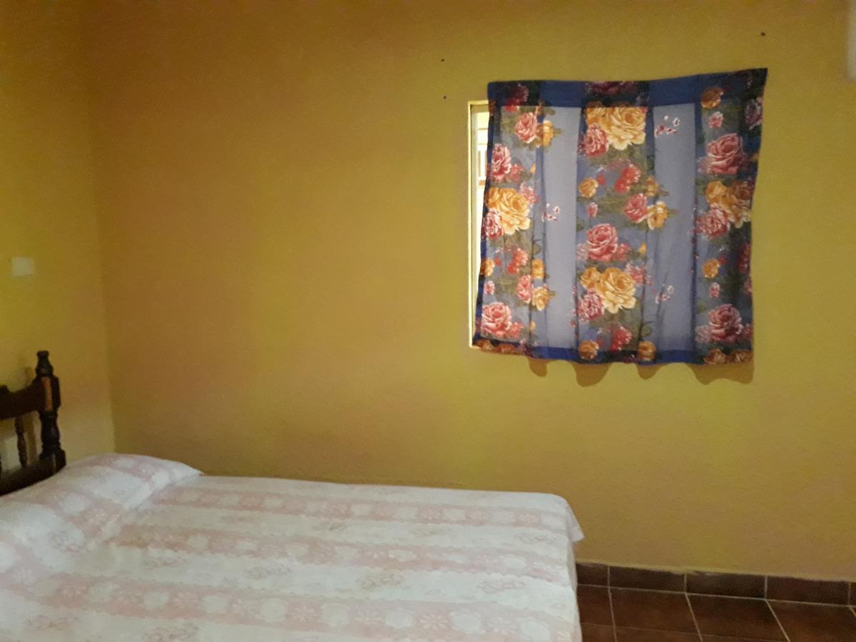 El Chac Mool Bed & Breakfast Santa Elena Rom bilde