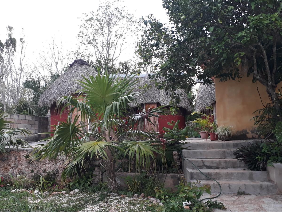 El Chac Mool Bed & Breakfast Santa Elena Eksteriør bilde