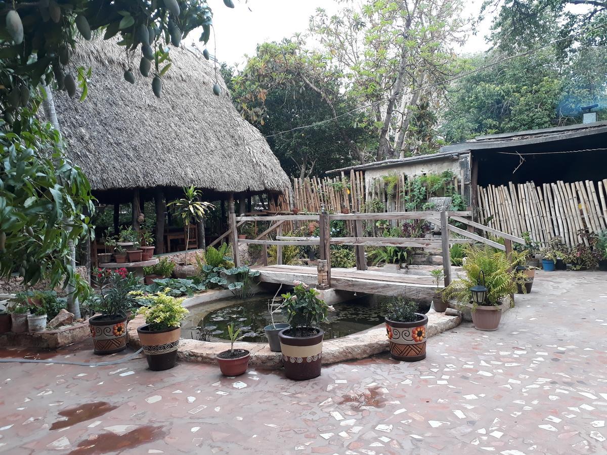 El Chac Mool Bed & Breakfast Santa Elena Eksteriør bilde