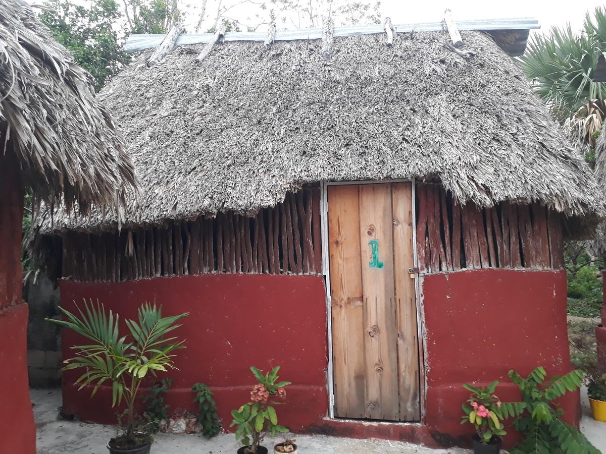 El Chac Mool Bed & Breakfast Santa Elena Eksteriør bilde