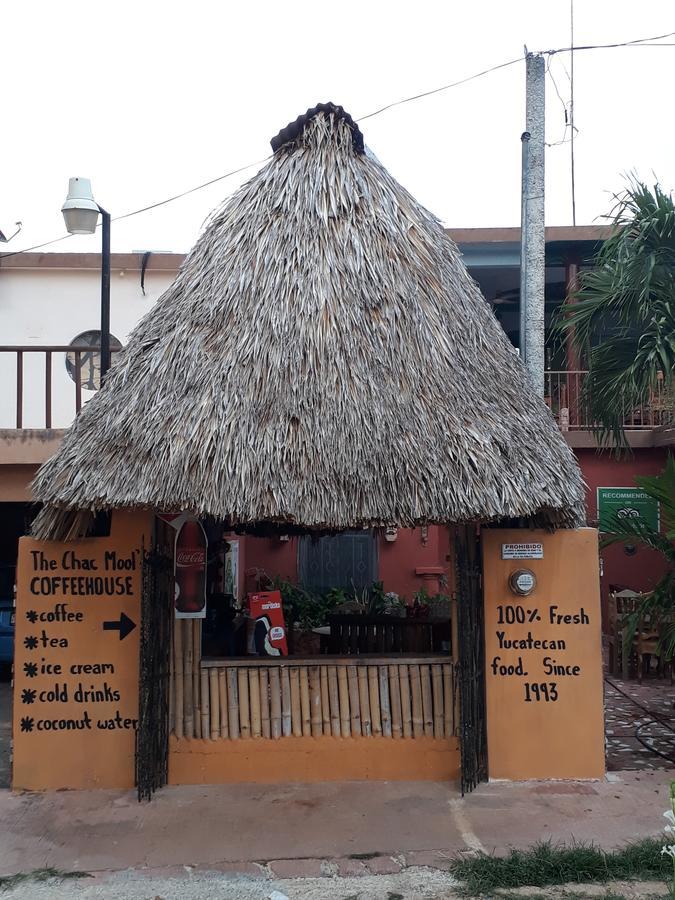 El Chac Mool Bed & Breakfast Santa Elena Eksteriør bilde
